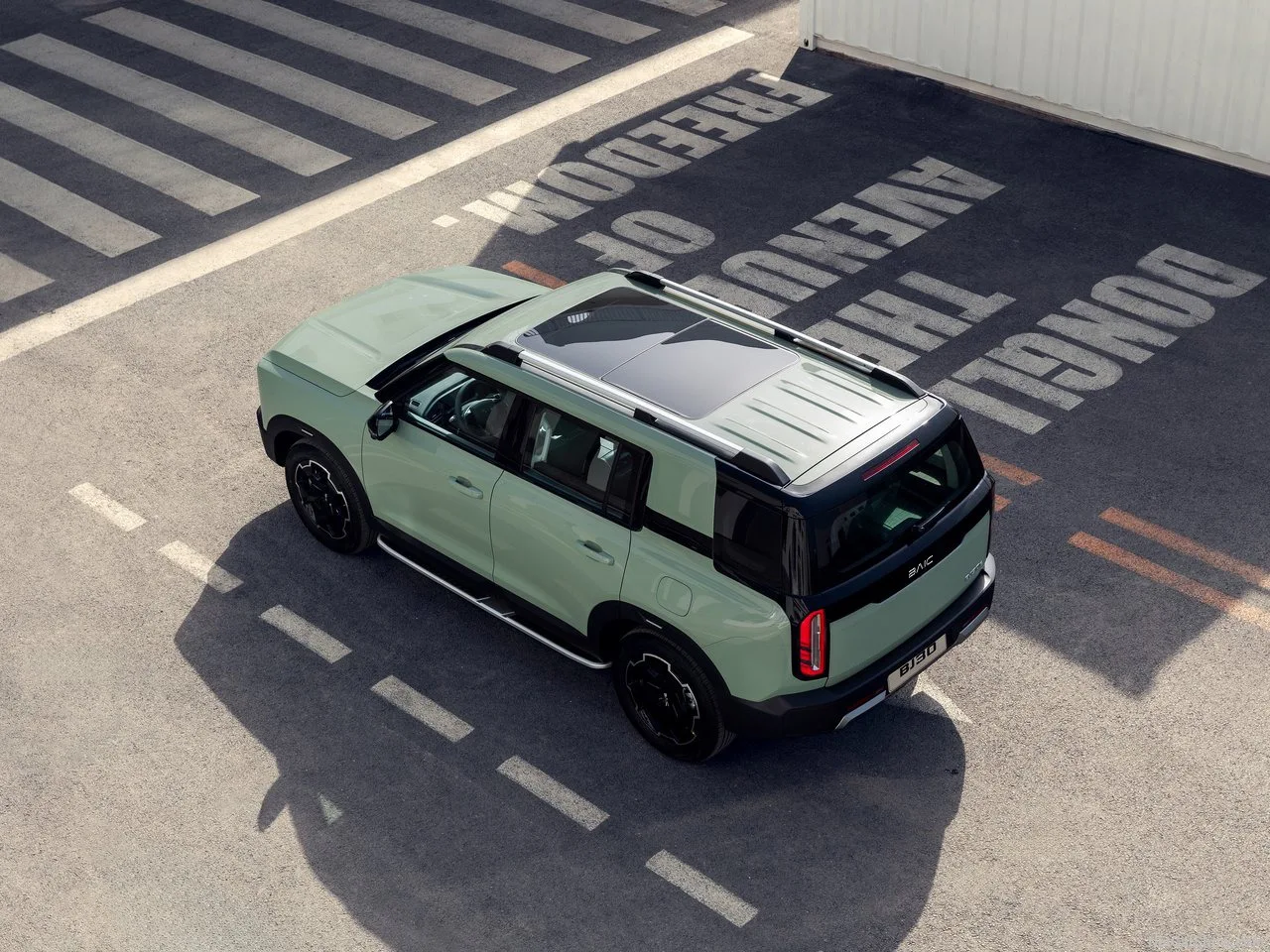 BAIC BJ30 4x2 · exterior · vista 3