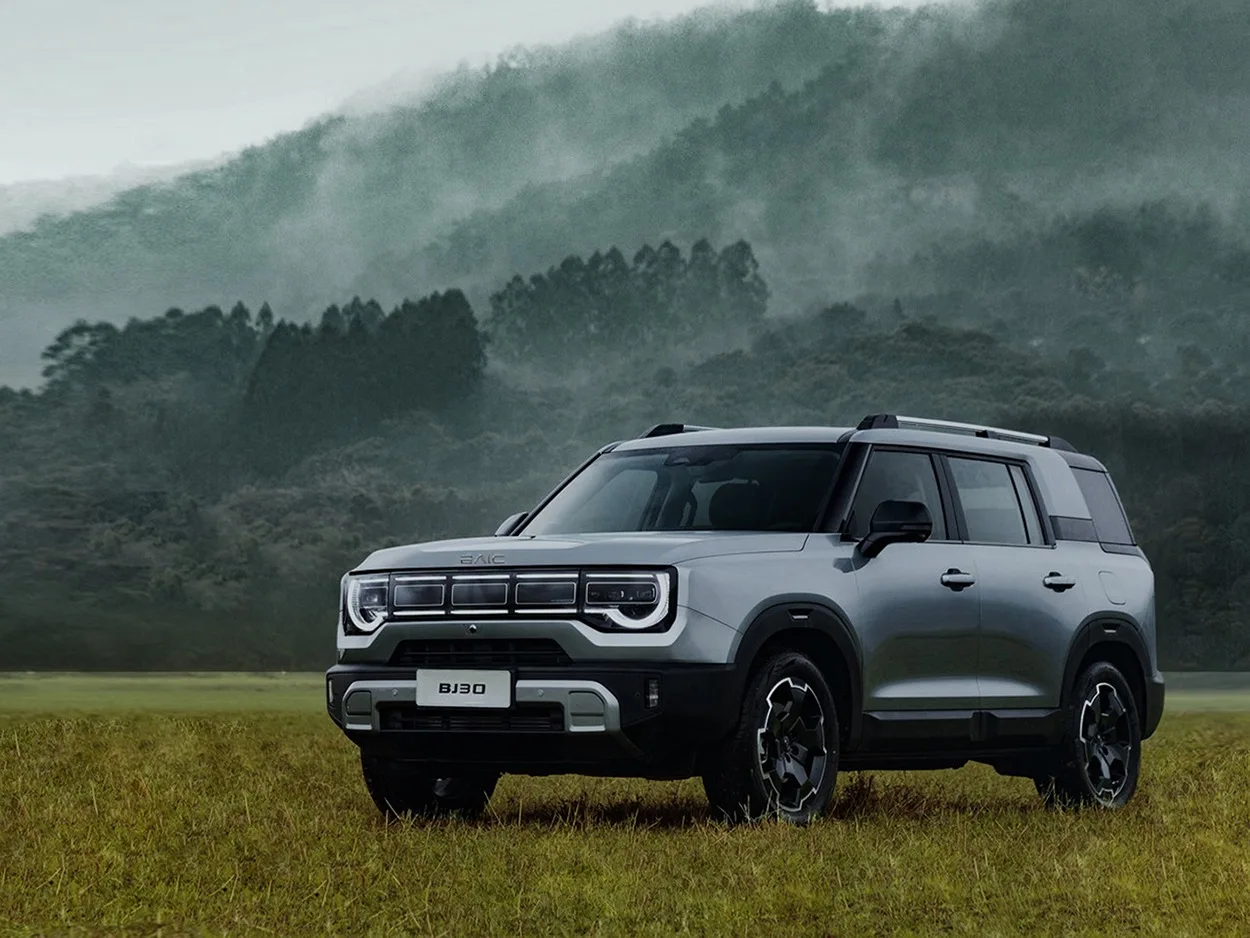 BAIC BJ30 4x4 · exterior · vista 3